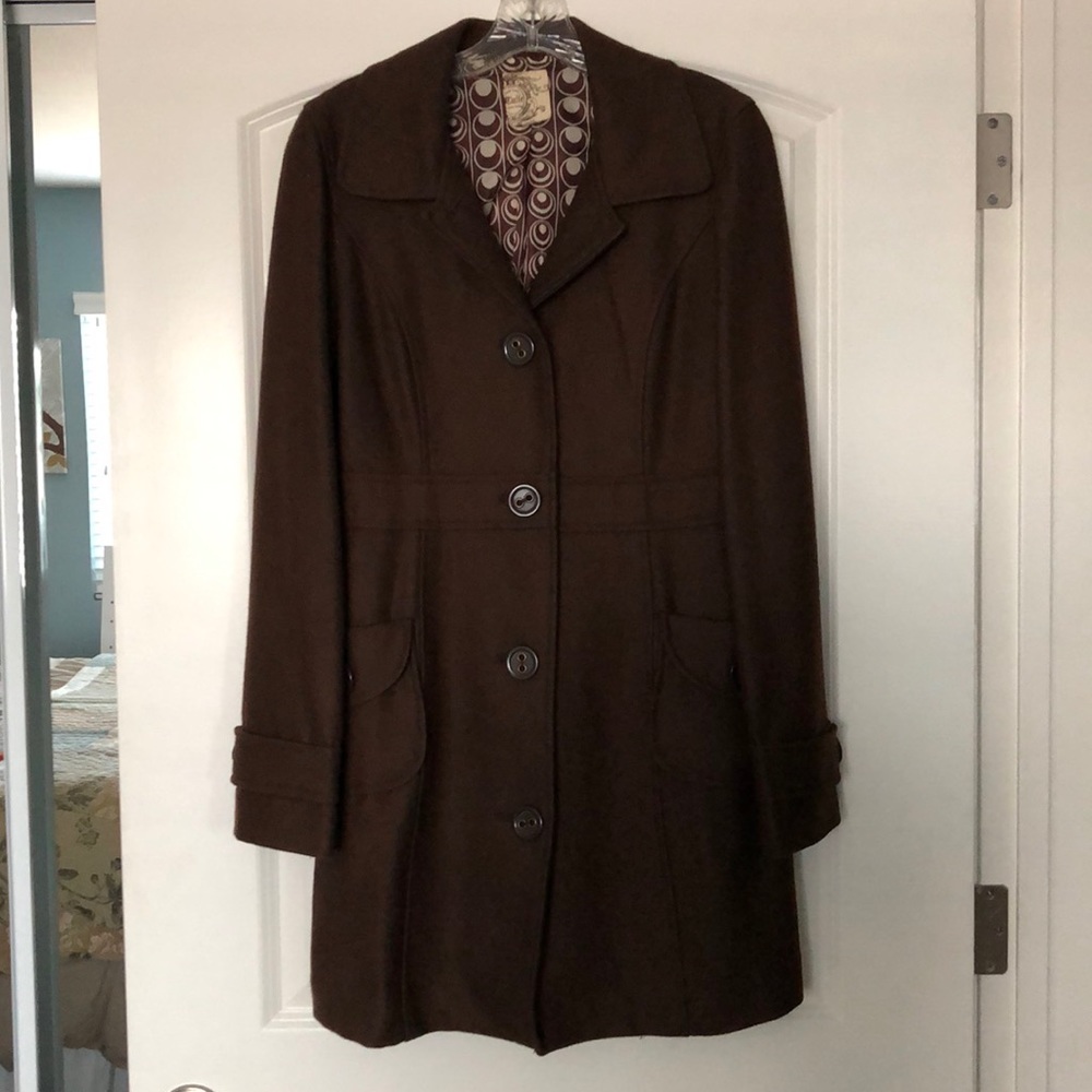 Brown coat